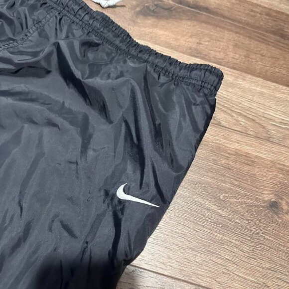 Nike 90s Vintage Black Trackpants – Size XL - Picture 7 of 7